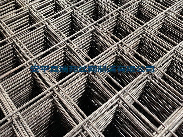 彎邊煤礦鋼筋網(wǎng)片圖片2