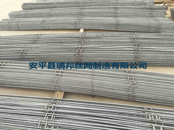 普通鋼筋梯子梁/鋼筋托梁